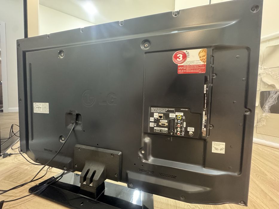 Телевизор LG тонкий 3D смарт тв через LAN