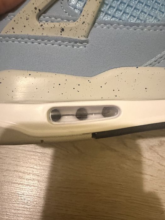 Jordan 4 university blue