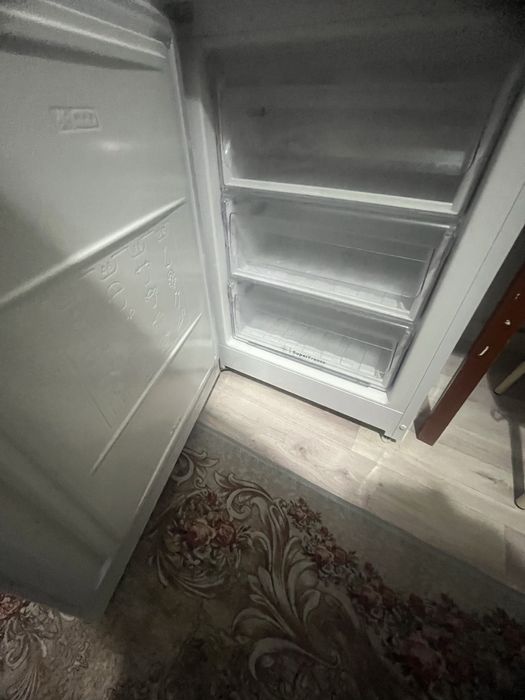 Продам холодильник срочно