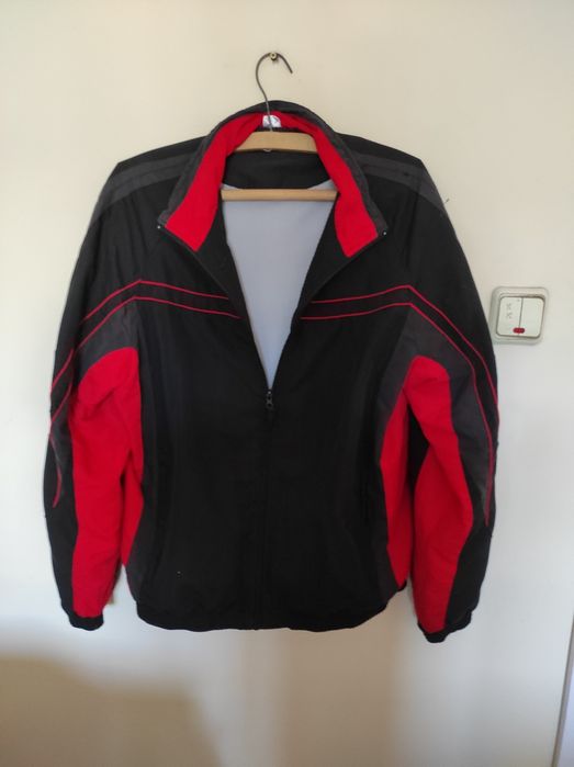 Geci tip sport, diferite modele, diferite numere