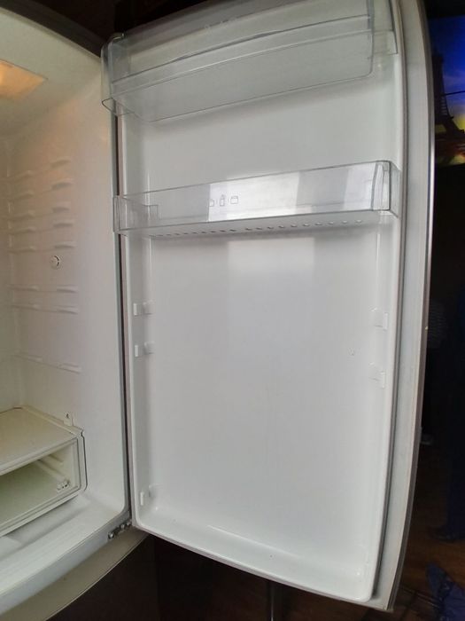 Холодильник сотилади. Холодильник сотилади холодильник сотилади