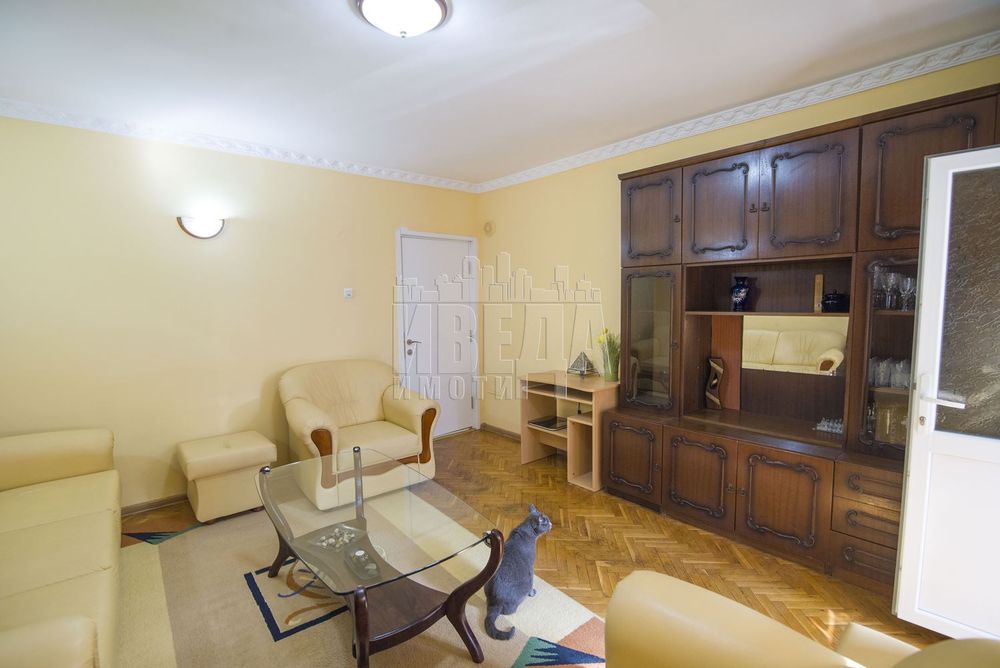 Продава се Етаж от къща в Варна, Централна поща - 130 кв.м за 2147 €/кв.м - Снимка #10
