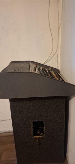 De vânzare două mixere funcționale fac si schimb