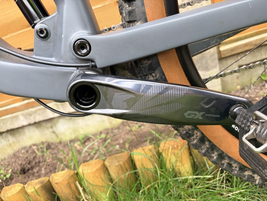 Bicicleta cube stereo race