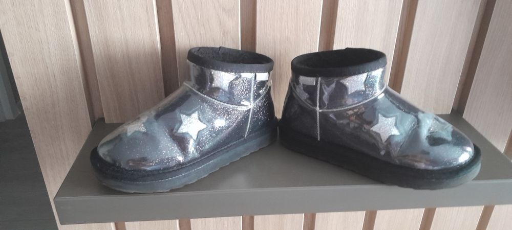 Ghetuțe scurte fete