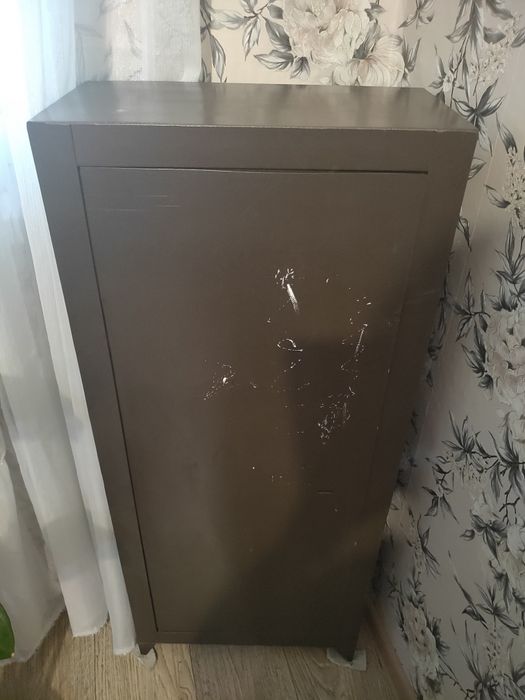 Продам металлический сейф