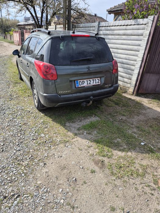 Vând - schimb Peugeot 207sw & Citroen C4