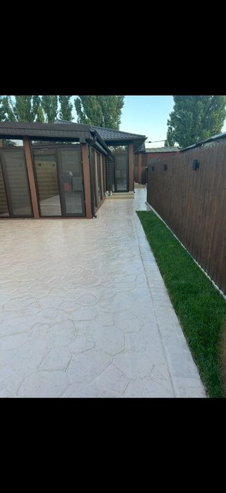 Vând hala 15000 euro