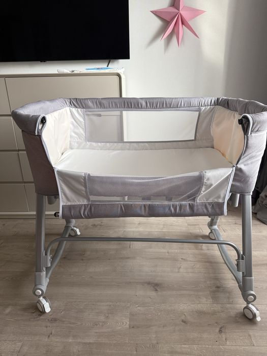 Десткая кроватка