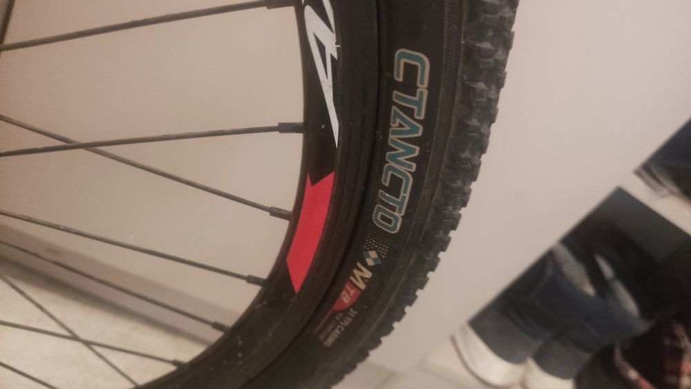 Велосипед Axis не работают тормоза