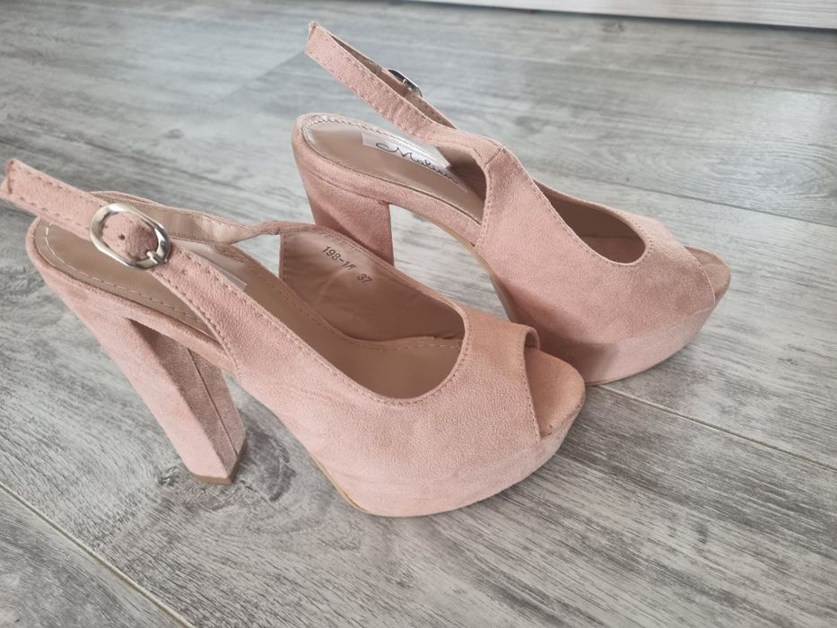 Sandale elegante