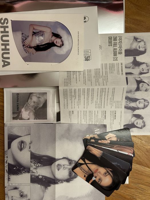 Кпоп албум на (g)i-dle