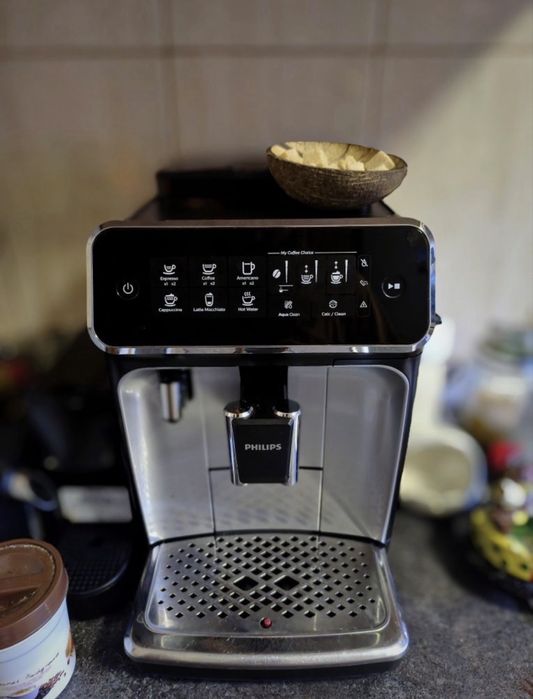 Espressor cafe Philips LatteGo 3200