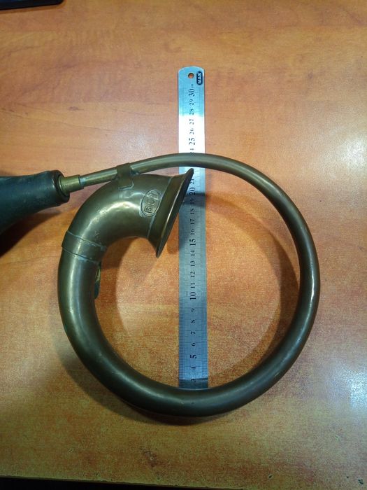 Промо цена СТАРА ТРОМБА BCI от Месинг за Ретро Автомобил или Файтон