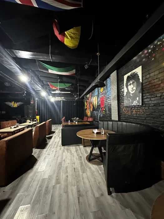 500 кв.м на Ц-1 вдоль дороги (подвал)