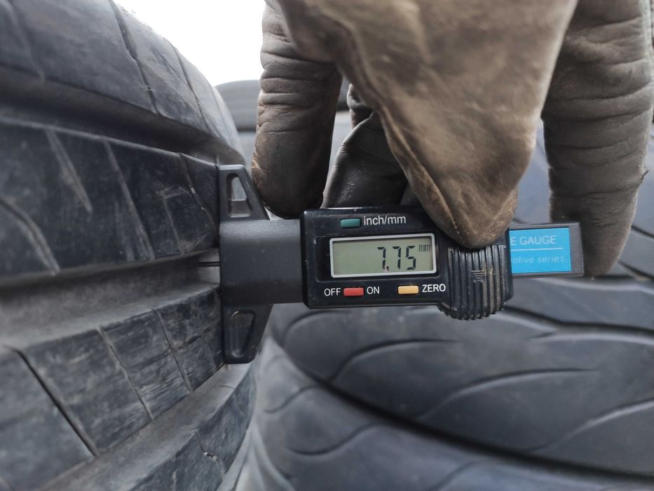 4бр Летни гуми 215 60 17 - Goodyear - DOT 2024