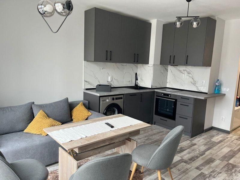 Дава се под наем Двустаен апартамент в София, Банишора - 56 кв.м за 698.19 € - Снимка #2