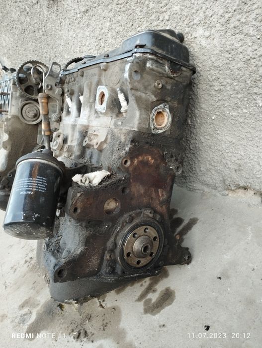 Двигатель АУДИ 80 моно