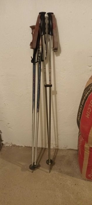 Комплект от ски, щеки и обувки