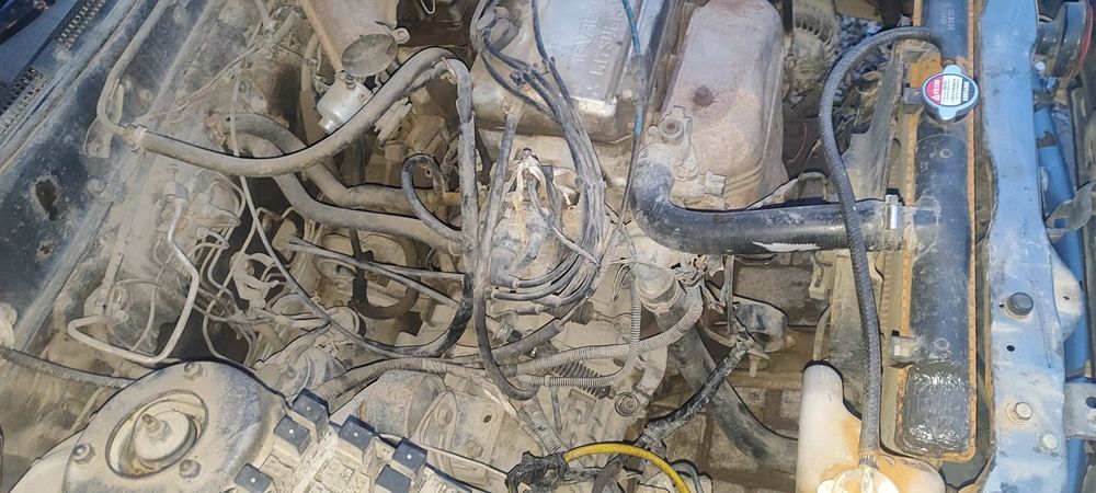 Запчасти на Митсубиси Галант Дутый