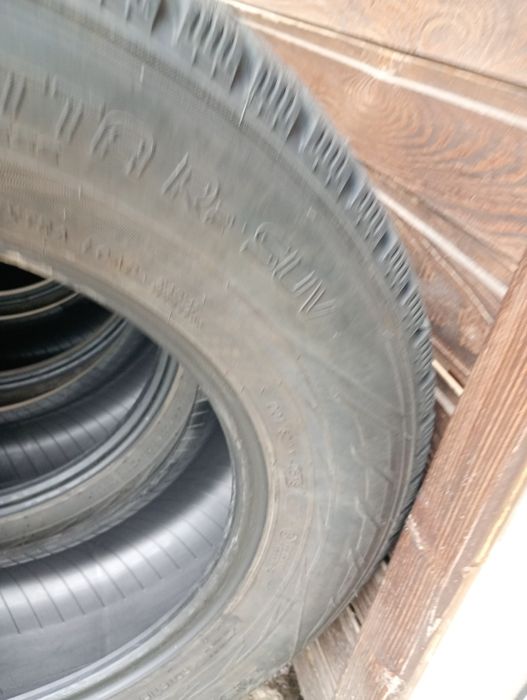 Set anvelope iarna 215 65 R17 NOKIAN Hakkapeliitta R2 ca noi