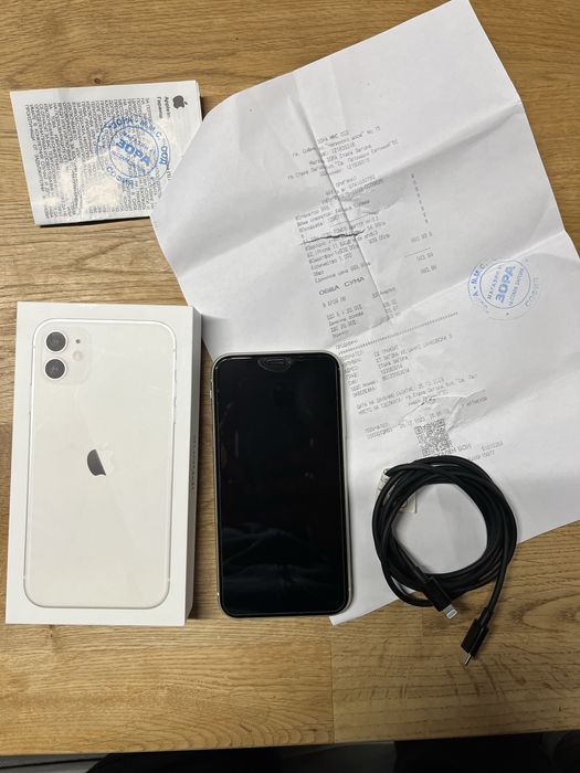 iPhone 11   64GB