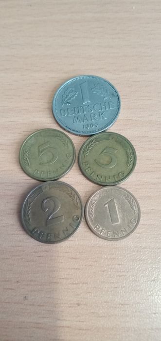 Продам разные монеты