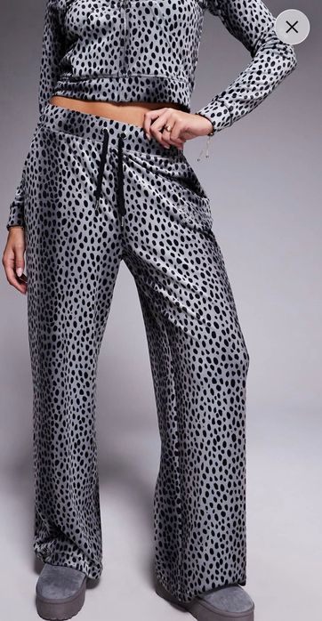 Дамски велурен екип Juicy Couture S
