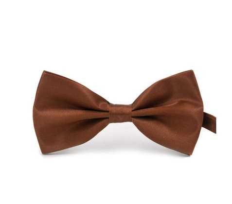 Чисто нови папионки и закачалка за вратовръзки