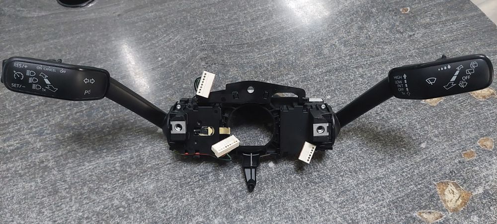 Maneta pilot+stergatoare Skoda Octavia 3