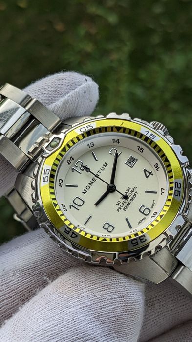 MOMENTUM M1 Splash Diver [38mm] - White Full Lume