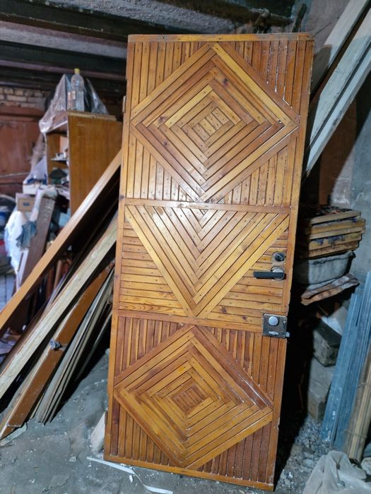 Дверь входная 80×200.
