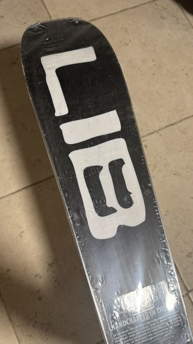 Чисто нови ски Lib Tech BACKWARDS 166