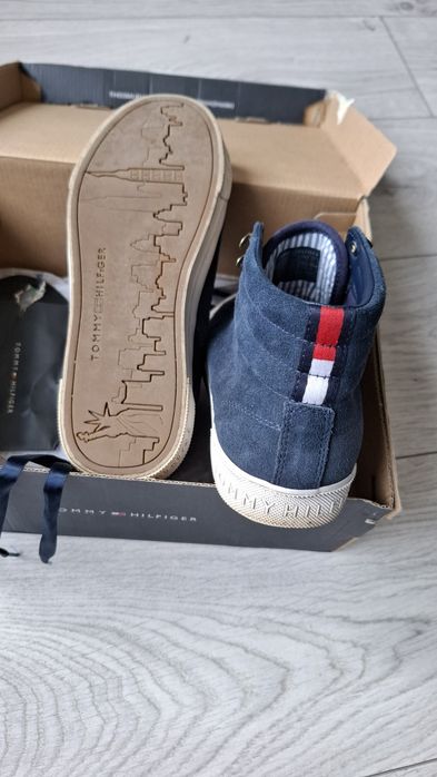 Дамски кецове Tommy Hilfiger