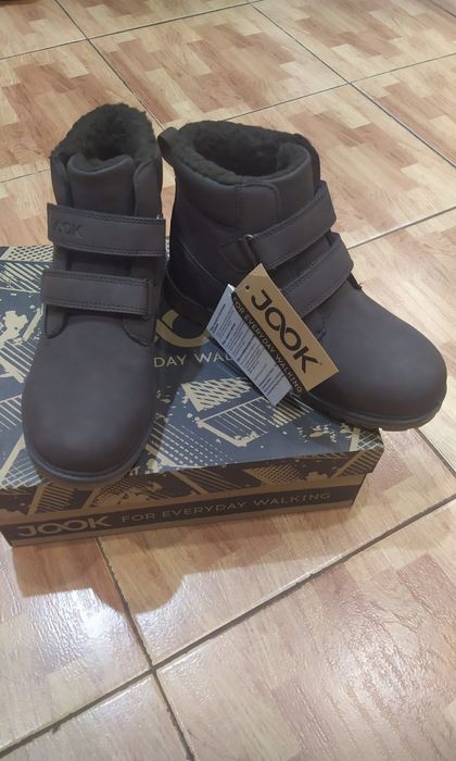 Новые зимние ботинки
