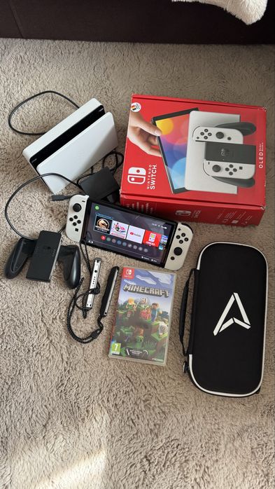 Consolă Nintendo Switch OLED White