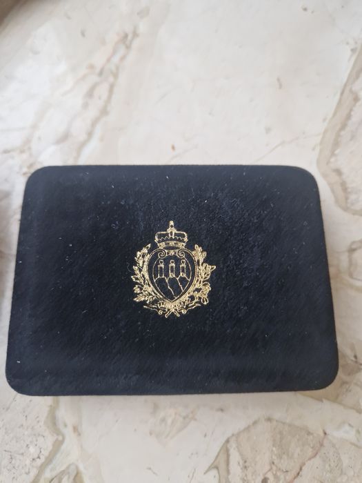 Сребърни монети световното по футбол в САЩ 1994г