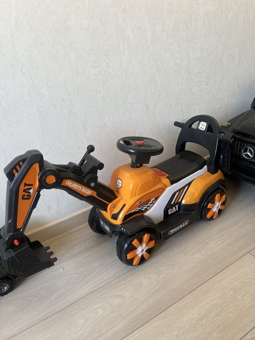 Электо-экскаватор детский 10000тг