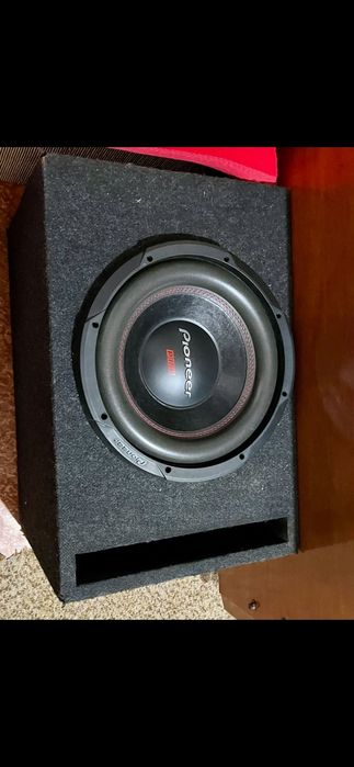 Продавам Pioneer TS-W3010PRO 12 и усилвател CARPOWER by MONACOR