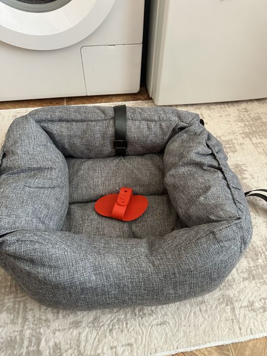 Продавам легло за домашен любимец + гребен