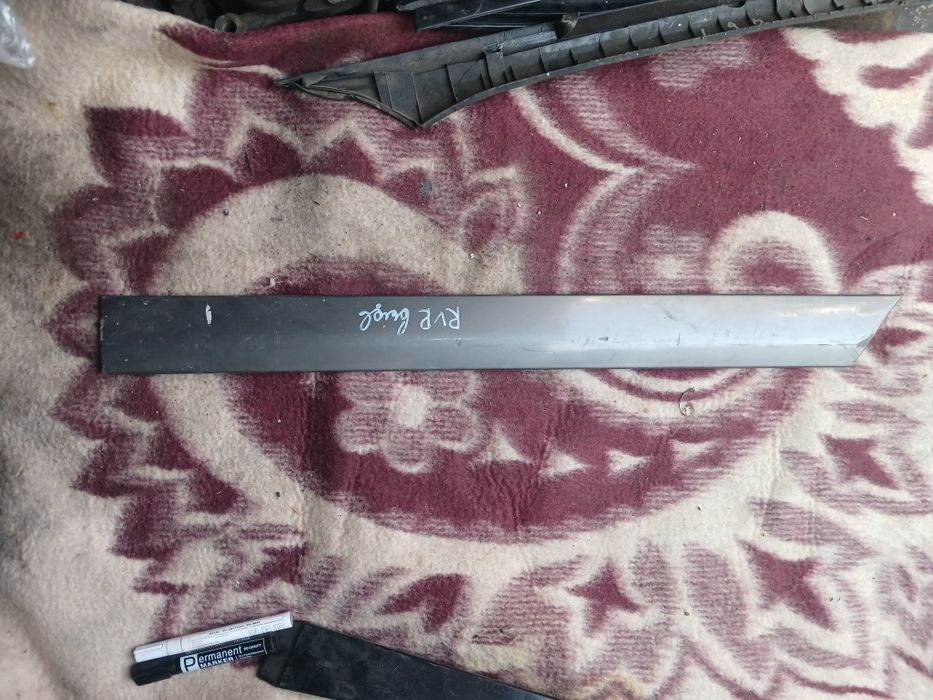 Молдинг Митсубиси RVR