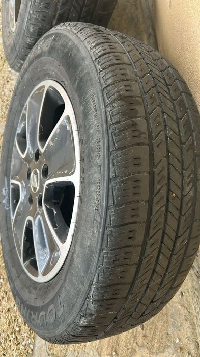 Продам комплект колес R16 (диски + шины)