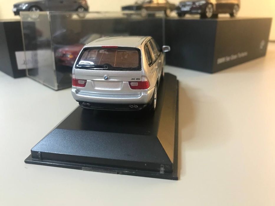 Macheta Bmw X5 1:43 Minichamps