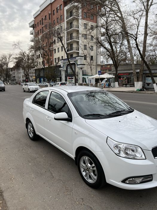 Nexia 3 Avtomat Elegant + 2020 yil 110.000 km propan 48 litr