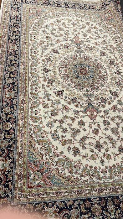 Продам ковёр 3*2