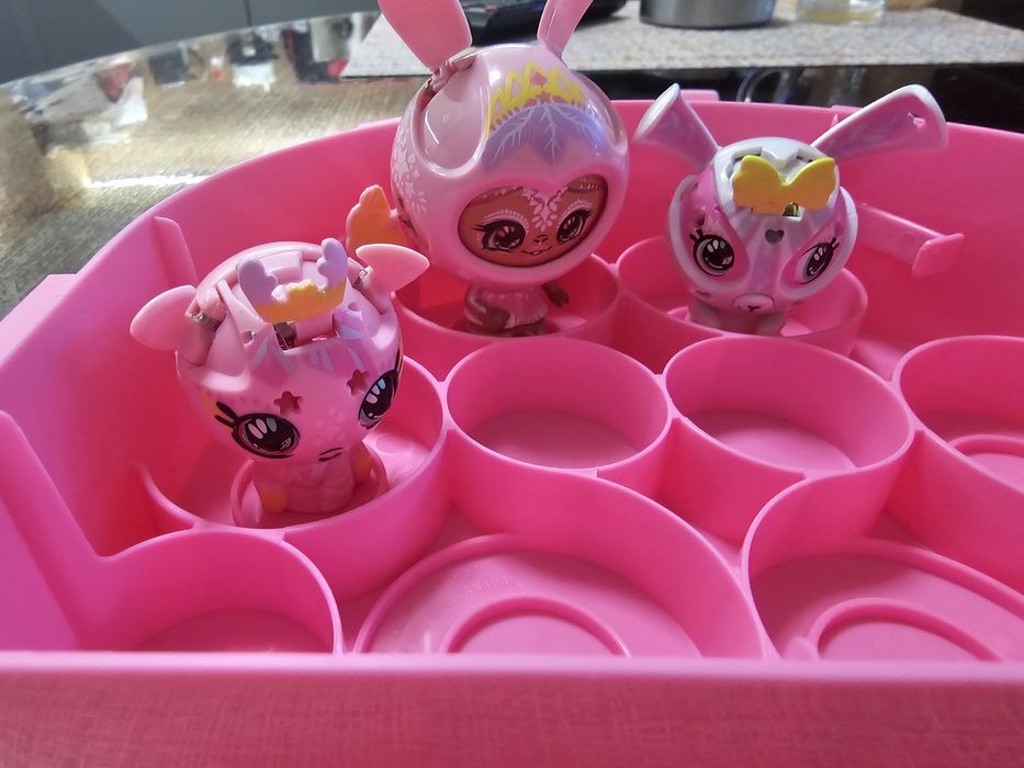 ZOOBLES чанта с трансформиращи се топчета