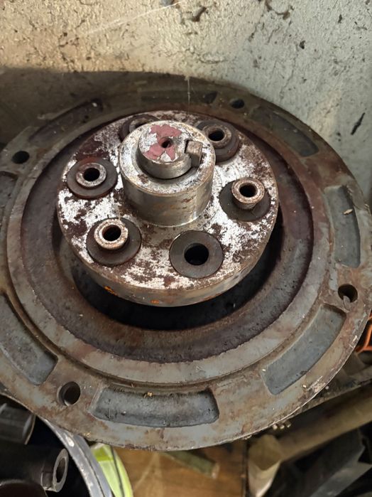 Трифазни двигатели