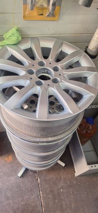 Оригинални джанти с гумите за W211