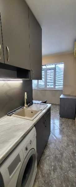 Дава се под наем двустаен апартамент във Възраждане 1! 21871092