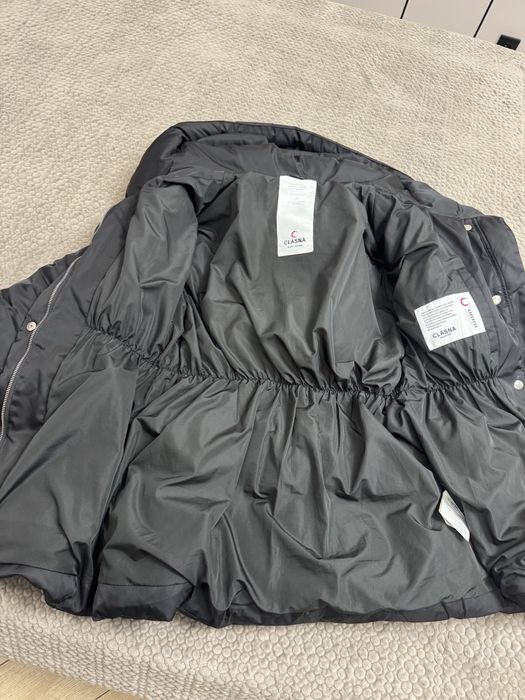 Продам пуховик classna